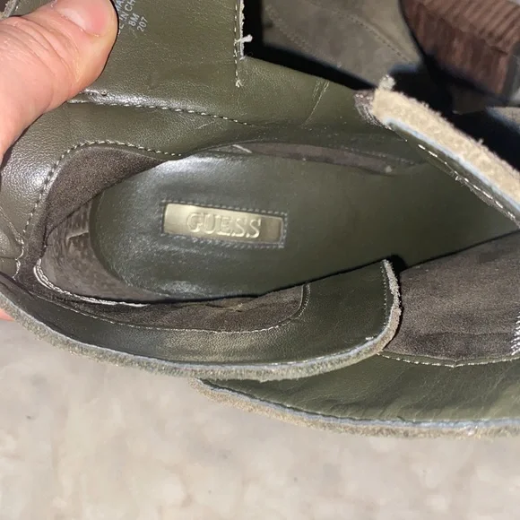 Guess Olive Suede HARDEY Pointed toe Bootie Size 8 - Picture 3 of 5